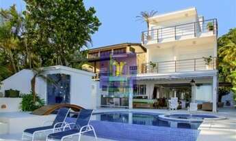 Imagem 7: Casa de Luxo para Locação em Juquehy: 5 Quartos, 5 Suítes, 3 Salas, 5 Banheiros, 2 Vagas