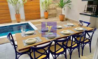 Imagem: Casa de Luxo em Condomínio à Venda em