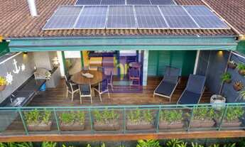 Imagem 1: Casa de Luxo à Venda em Condomínio na Barra do Una - 4 Quartos, 3 Suítes, 2 Vagas, 205m²