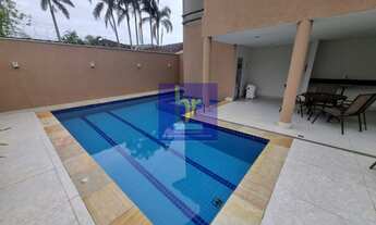 Imagem: Linda casa de 3 quartos com jacuzzi e piscina
