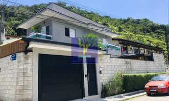 Imagem 2: Residência à Venda em Juquehy: 4 Quartos, 1 Suíte, 3 Banheiros, 2 Vagas de Garagem, 177,00