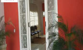 Imagem 3: Casa Comercial a venda, localizada na Vila Arens em Jundiaí, SP - Contendo 1 recepção com