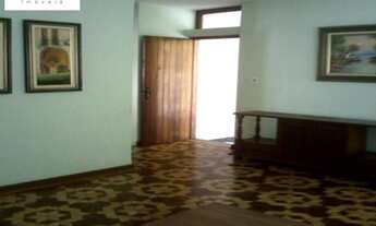 Imagem: Casa térrea, pode ser comercial ou residencial