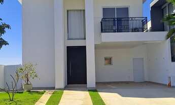 Imagem: CASA À VENDA COM 4 SUÍTES NO CONDOMÍNIO