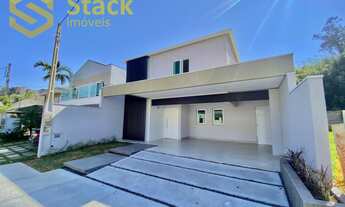 Imagem: Sobrado a Venda, localizado no Condominio