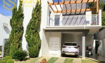 Imagem: CASA À VENDA COM 4 DORMITÓRIOS SENDO 1