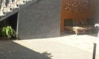 Imagem 3: Casa térrea de 3 quartos e 3 suítes no Jardim Colonia, Jundiaí-SP, com 220 m² e 3 vagas de