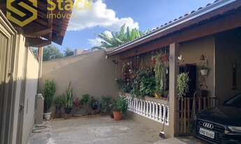 Imagem 2: Casa térrea à venda em Jundiaí-SP: 3 quartos, 1 suíte, 1 sala, 3 banheiros, 5 vagas de gar