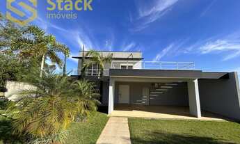 Imagem: CASA À VENDA COM 3 QUARTOS E ESCRITÓRIO