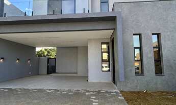 Imagem: CASA À VENDA COM 4 SUÍTES NO CONDOMÍNIO