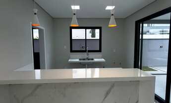 Imagem 3: SOBRADO NOVO COM 4 SUÍTES À VENDA NO CONDOMÍNIO RESERVA ERMIDA EM JUNDIAÍ AO LADO DA SERRA