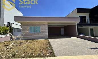 Imagem: CASA À VENDA COM 3 QUARTOS SENDO UMA SUÍTE