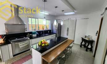 Imagem 3: CASA À VENDA COM 6 QUARTOS - 412m² - CONDOMÍNIO SANTA TERESA - JUNDIAÍ/SP!