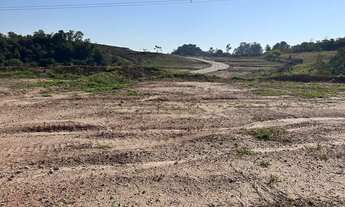 Imagem 2: TERRENO PLANO COM 420 m² À VENDA NO CONDOMÍNIO PORTAL DOS LAGOS - BAIRRO CORRUPIRA - JUNDI