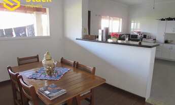 Imagem 2: Maravilhosa residência Condomínio Chácaras de Campo Verde, situada na Cidade de Campo Limp