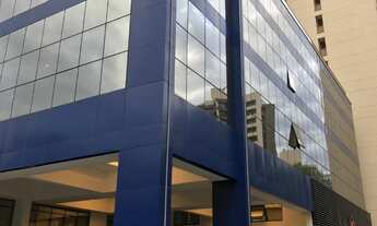 Imagem 2: Sala Comercial Ufizzi Uffizi Medical & Business Center, moderno e de alto padrão, Fácil a