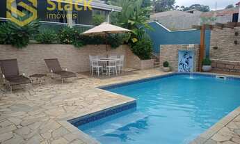 Imagem: Casa térrea localizada no condomínio Outeiro