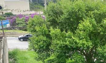 Imagem 6: CASA A VENDA, LOCALIZADA NO BAIRRO DO ANHANGABAÚ EM JUNDIAÍ SP. CASA FECHADA A MUITO TERM