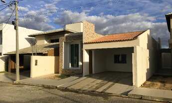 Imagem 2: CASA para Venda terrea excelente construção com boa divisão no cond.Vila BELLA bairro palm