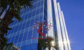 Imagem: Espaço de Trabalho de Alto Padrão no Jardim