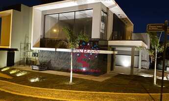 Imagem: Imperdível Casa em Condomínio de Luxo