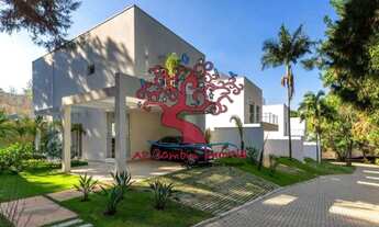 Imagem: Casa de alto padrão em condomínio de luxo