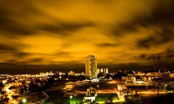 Imagem 2: Apartamento cobertura no Edifício Lituania Tower com 03 dorm-01 suíte, abaixou o preço