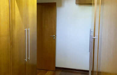 Imagem 4: Casa no Jardim Portal da Colina, alto padrão, região do Campolim, 3 suítes, 4 vagas, compr