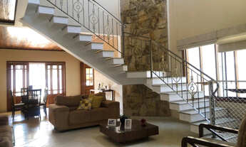 Imagem: Sobrado novo alto padrão no Condomínio