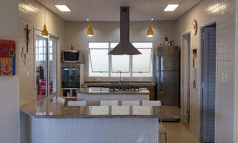 Imagem: Sobrado alto padrão no Condomínio Lago