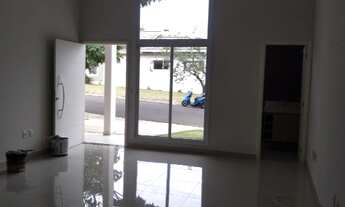 Imagem 3: Casa no Condomínio Lago da Serra, condomínio fechado em Araçoiaba da Serra-SP, 3 dorm, 168