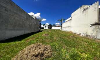 Imagem: Terreno à venda em condomínio de luxo