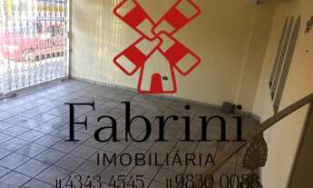 Imagem 2: 3 dormitórios, 1 suítes, 4 banheiro, 3 vagas na garagem, 220M² de Área Construída