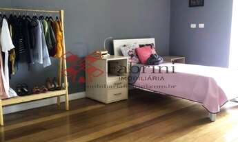 Imagem 5: Sobrado Magnífico no Parque dos Pássaros: Realize Seus Sonhos com a Imobiliária Fabrini! U