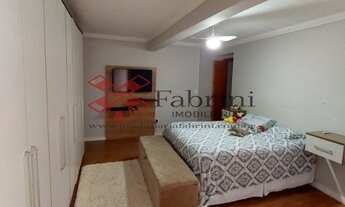 Imagem 3: 3 dormitórios, 1 suítes, 2 banheiro, 2 vagas na garagem