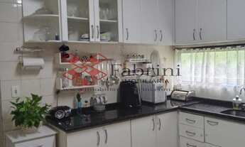 Imagem 5: 4 dormitórios, 2 suíte, 2 vagas na garagem, 257M² de Área Construída