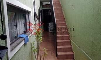 Imagem 7: 4 dormitórios, 2 suíte, 2 vagas na garagem, 257M² de Área Construída