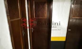 Imagem 3: 4 dormitórios, 2 suíte, 4 banheiro, 3 vagas na garagem, 185M² de Área Construída