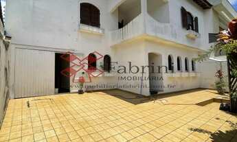 Imagem: 5 dormitórios, 1 suítes, 4 vagas na garagem