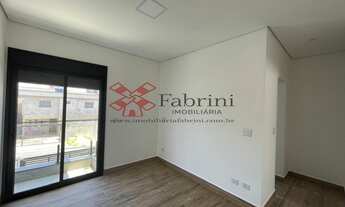 Imagem 2: 3 dormitórios, 3 suíte, 4 vagas na garagem, 160M² de Área Construída