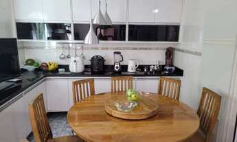 Imagem 5: Sobrado à Venda no Parque dos Pássaros ? 4 Dorms, Quintal e Área Gourmet ? São Bernardo do