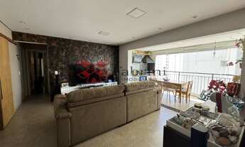 Imagem: Apartamento Reformado com Suíte e Varanda