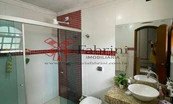 Imagem 4: 3 dormitórios, 2 suíte, 3 banheiro, 2 vagas na garagem, 204M² de Área Construída