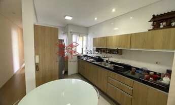 Imagem: 3 dormitórios, 3 suíte, 4 banheiro, 4