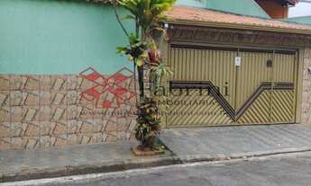 Imagem 2: 3 dormitórios, 3 suíte, 5 banheiro, 10 vagas na garagem, 282M² de Área Construída