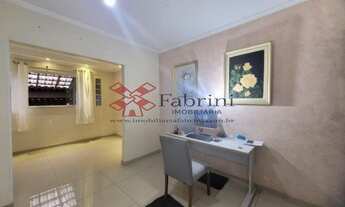 Imagem: 3 dormitórios, 1 suítes, 3 banheiro, 2