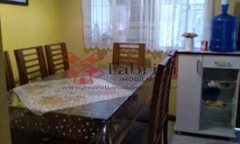 Imagem: 3 dormitórios, 2 banheiro, 3 vagas na garagem