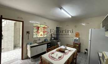 Imagem 6: Sobrado Reformado à Venda no Sítio Bom Jesus - 3 Dormitórios, Área Gourmet e Churrasqueira