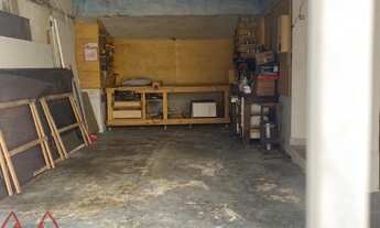 Imagem 5: 2 dormitórios, 3 banheiro, 3 vagas na garagem, 223M² de Área Construída, 223M² de Área Tot