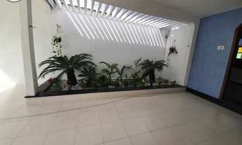 Imagem 7: Venda de casa em Capim Macio com 4 quartos, sendo 3 suítes